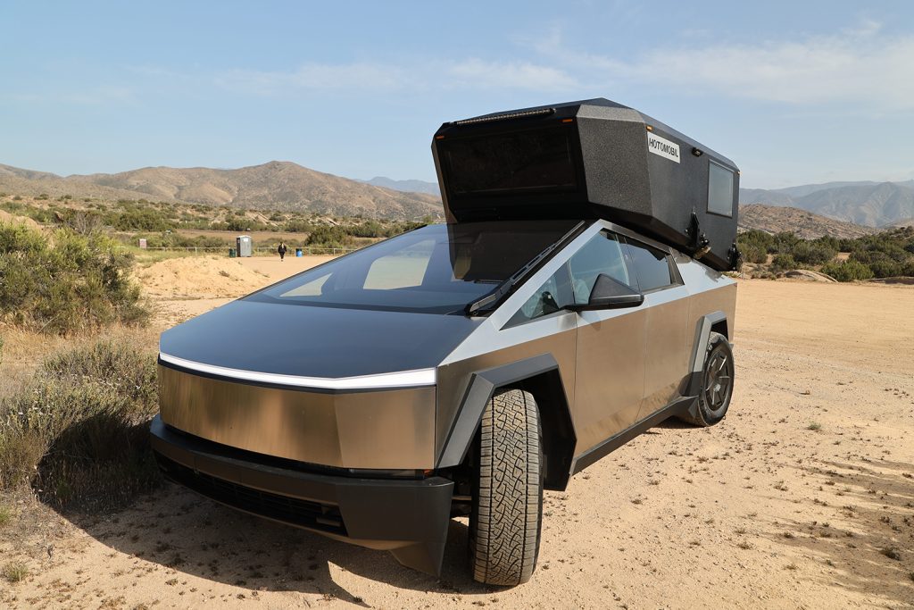 HOTOMOBİL, TESLA CYBERTRUCK İÇİN ÜRETTİĞİ KARAVANI BİTCOİN KONFERANSI’NDA TANITTI 