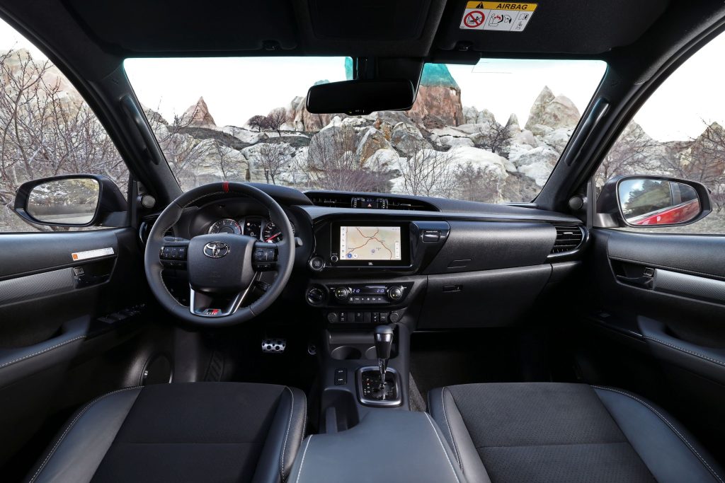 Toyota Hilux’ın En Sportif ve En Güçlü Versiyonu GR SPORT Türkiye’de