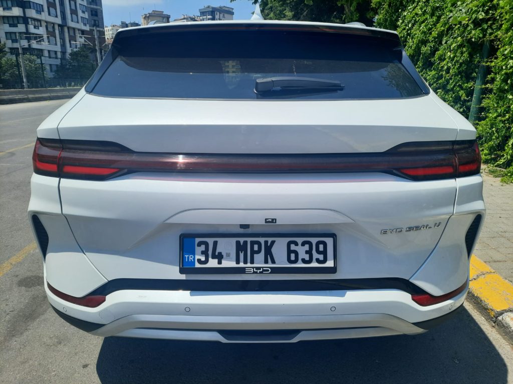 BYD SEAL U EV: