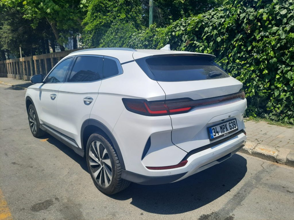 BYD SEAL U EV: