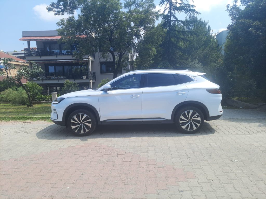 BYD SEAL U EV: