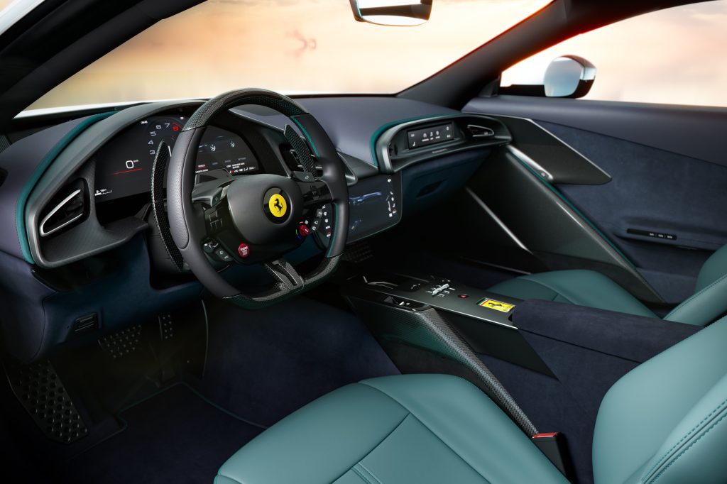 FERRARI Amalfi