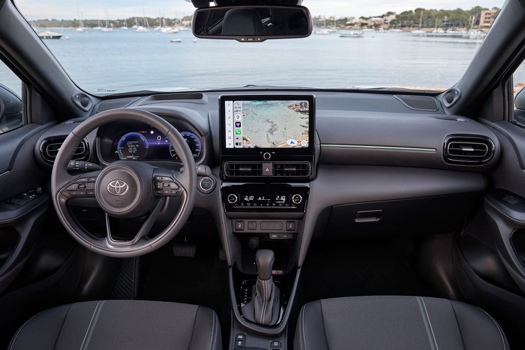 TOYOTA Yaris Cross Hybrid