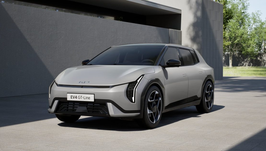 KIA EV4