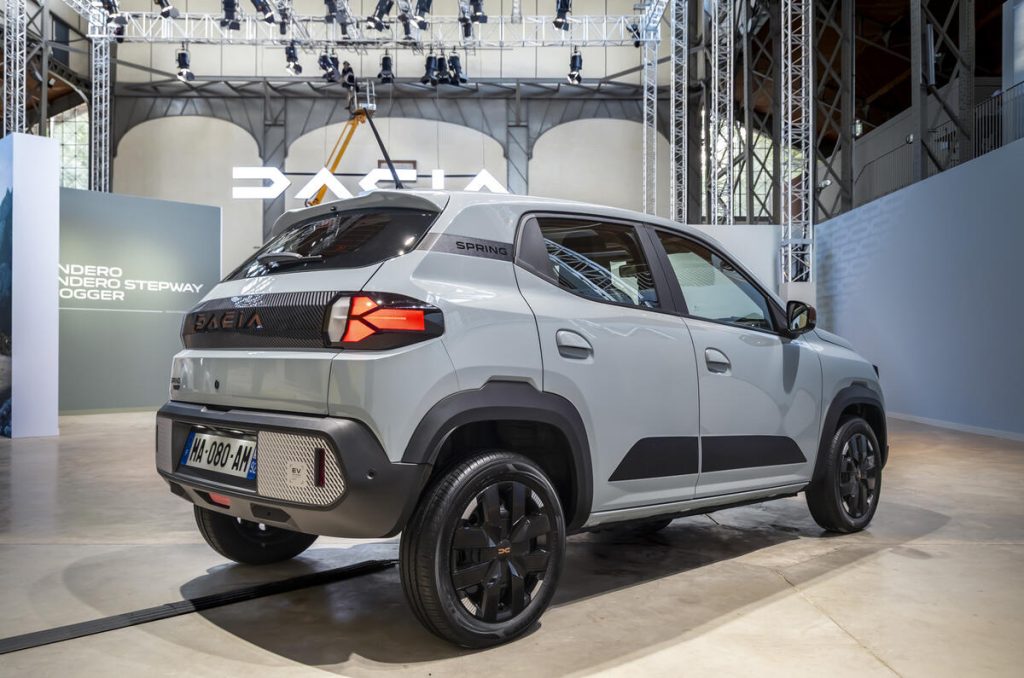 DACIA Spring