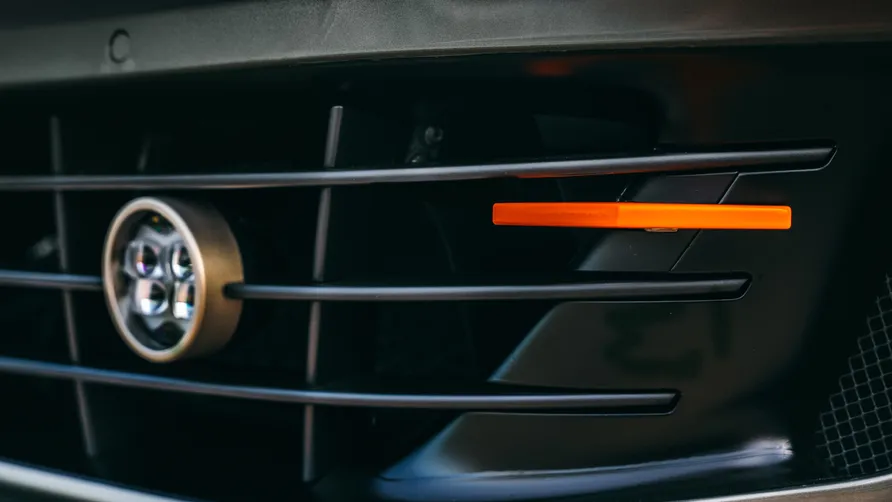 ELEVATO : 750 hp gücünde V12 motorlu, modifiye edilmiş, araziye uygun bir Ferrari GTC4 Lusso