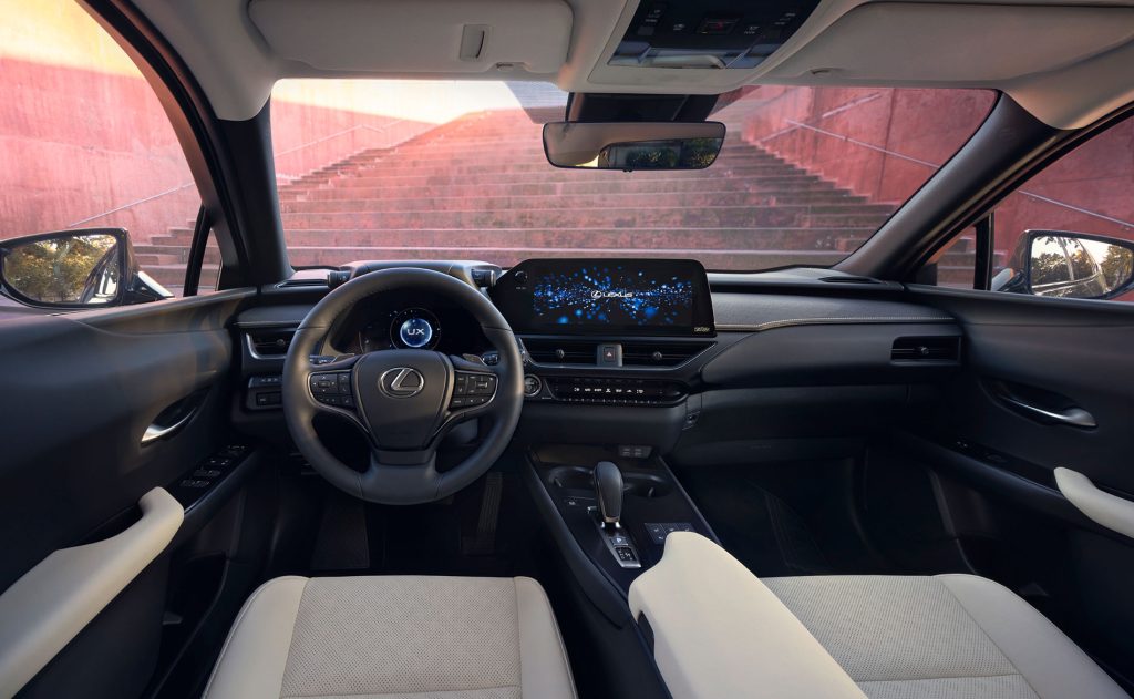 LEXUS LBX piyasaya çıktı.