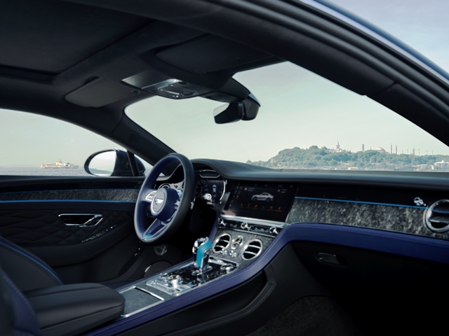 BENTLEY, BENTLEY MULLINER ÖZEL İSTANBUL SİLÜETİ KOLEKSİYONU ÜÇLEMESİNİ TANITTI