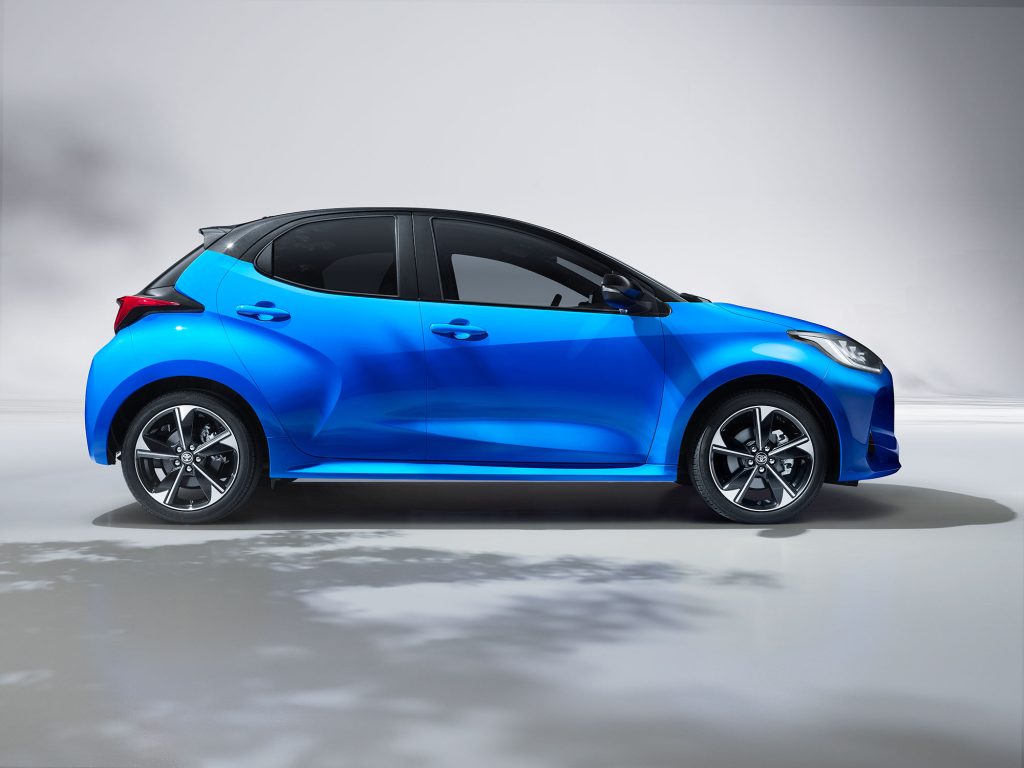 TOYOTA, Yeni Yaris Hybrid ve Yaris Cross Hybrid’i Satışa Sundu