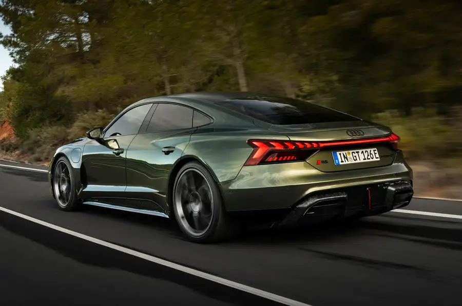 Yeni Audi E-Tron GT RS