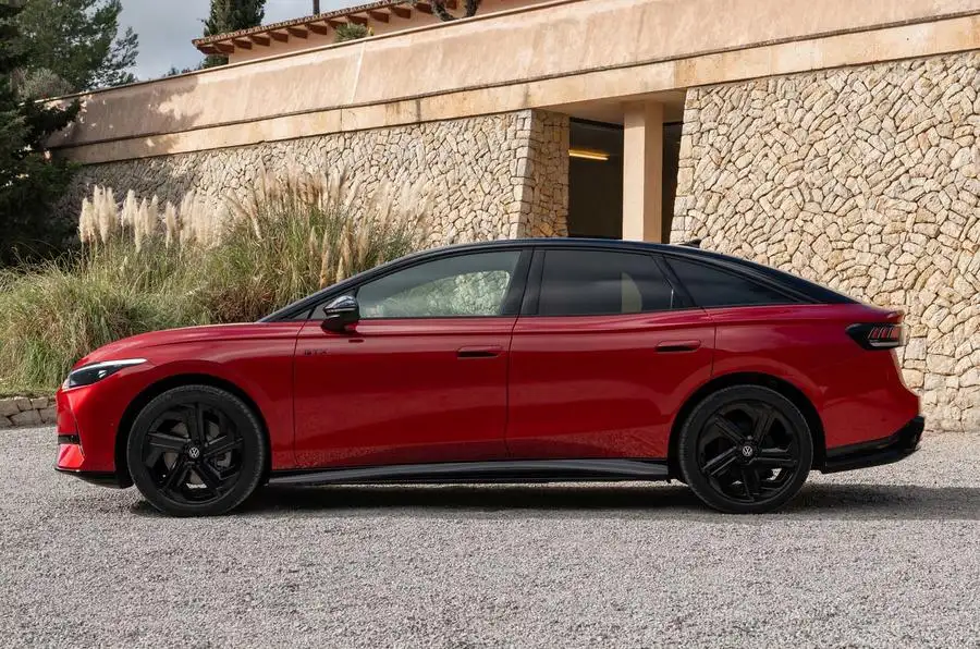 VOLKSWAGEN ID 7 GTX Tourer