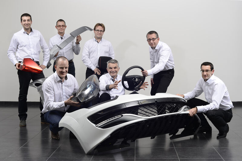 Renault efsanevi R5'i yeniden piyasaya sürüyor.