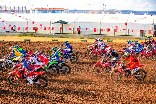 DÜNYA MXGP TÜRKİYE'Yİ İZLEDİ