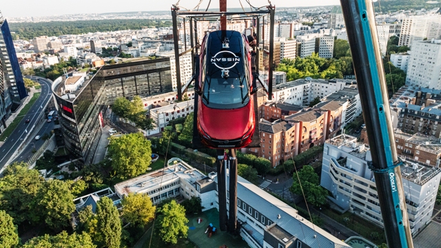 Yeni Nissan Qashqai, Dünya bungee jumping rekorunu kırdı