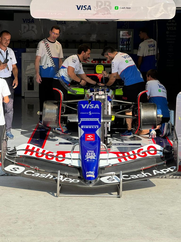 İŞ BANKASI, Monza Yarış Pisti'ndeydi.