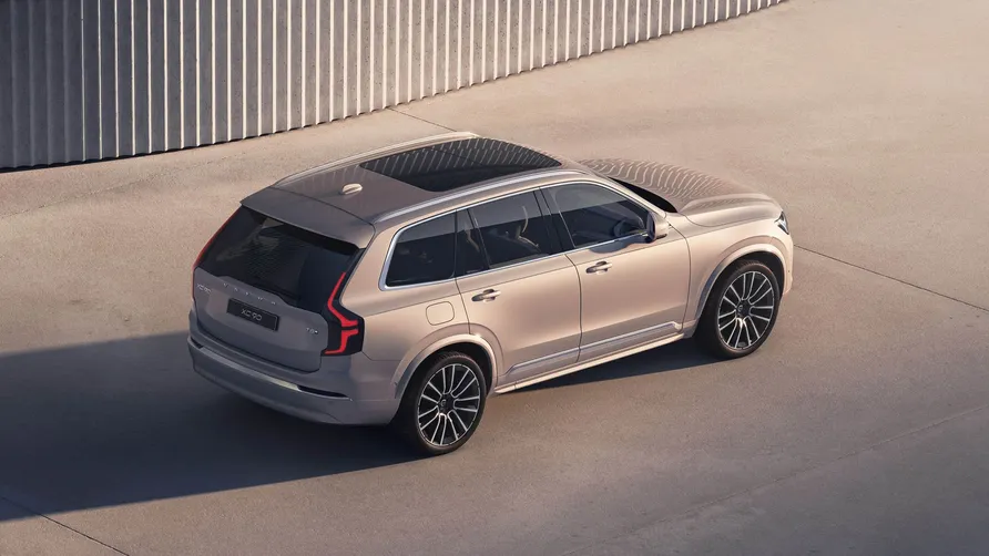 VOLVO EX90