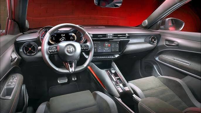 İsim karışıklığı yaşayan ALFA ROMEO Junior Türkiye'de