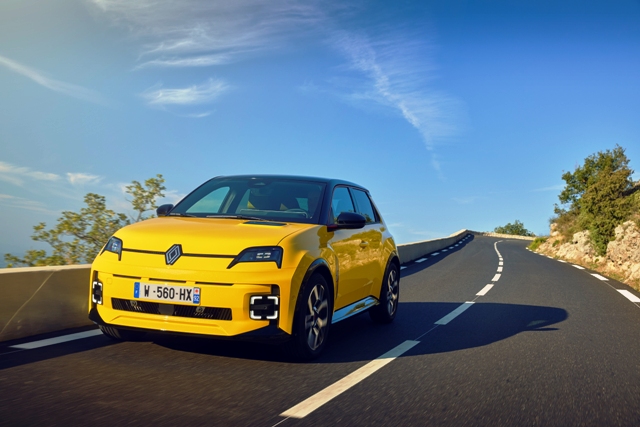 RENAULT 5 E-TECH