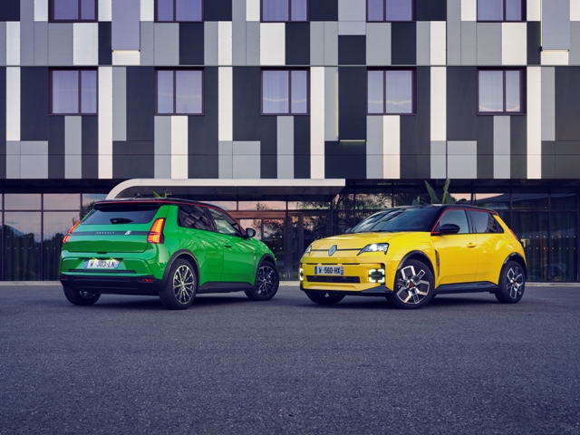 RENAULT 5 E-TECH