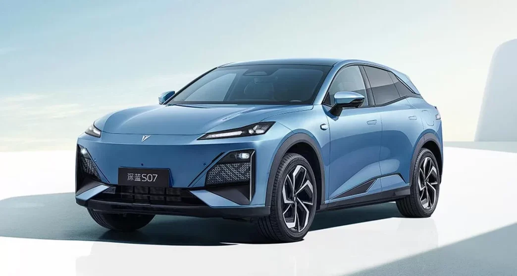 CHANGAN Deepal S07 (Yine Aynı Tip Otomobil)