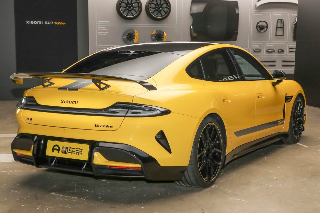 XIAOMI SU7 Ultra Hyper