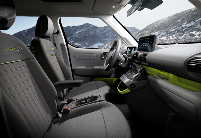 Çok Yönlü Elektrikli: Hyundai INSTER Cross.