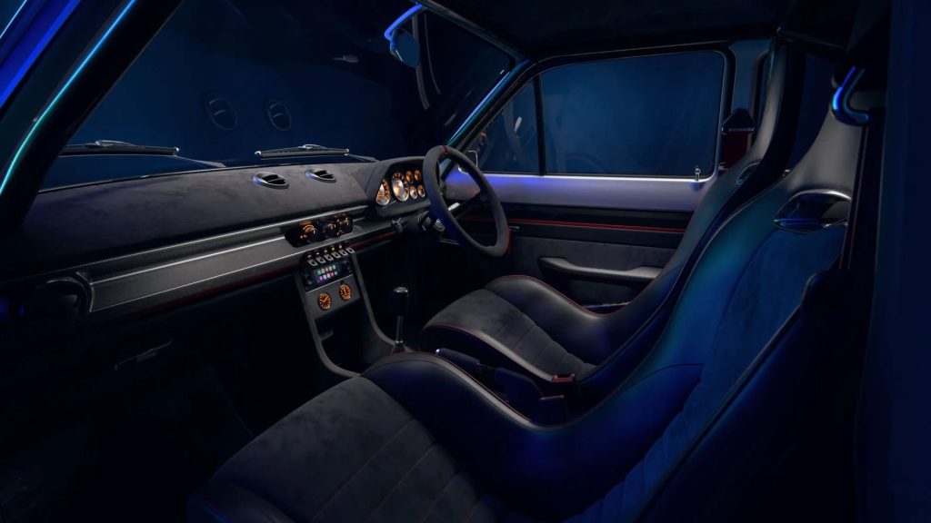 Ford Escort Mk1 RS Continumod geliyor.