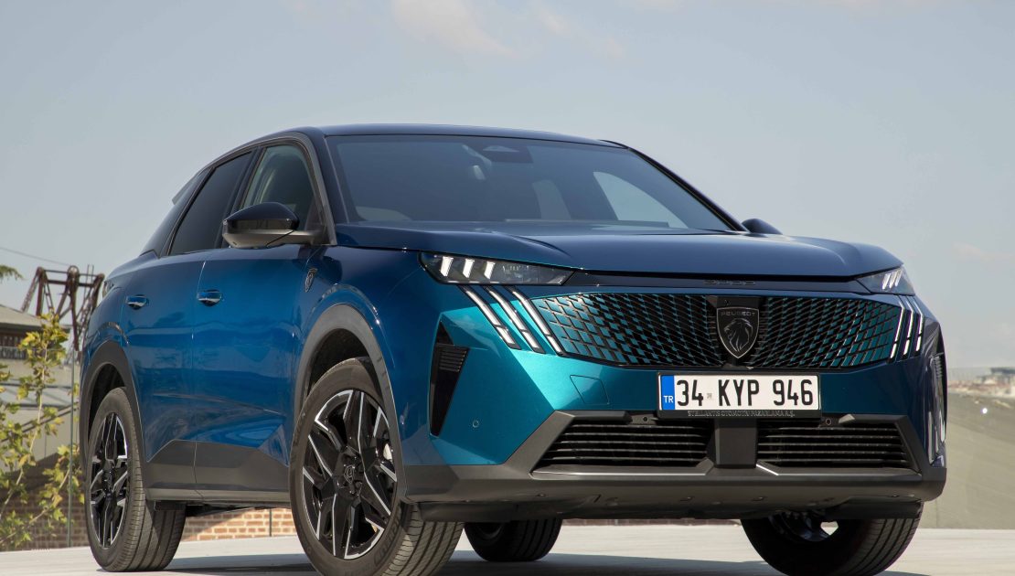 YENİ PEUGEOT 3008, 6 AYDA 100 BİN ADEDİN ÜZERİNDE SİPARİŞ ALARAK TİCARİ BAŞARISINI KANITLADI!