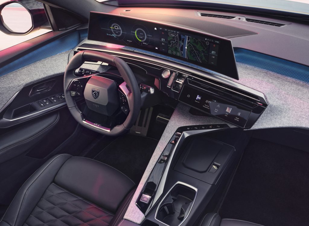 YENİ PEUGEOT 3008, 6 AYDA 100 BİN ADEDİN ÜZERİNDE SİPARİŞ ALARAK TİCARİ BAŞARISINI KANITLADI!