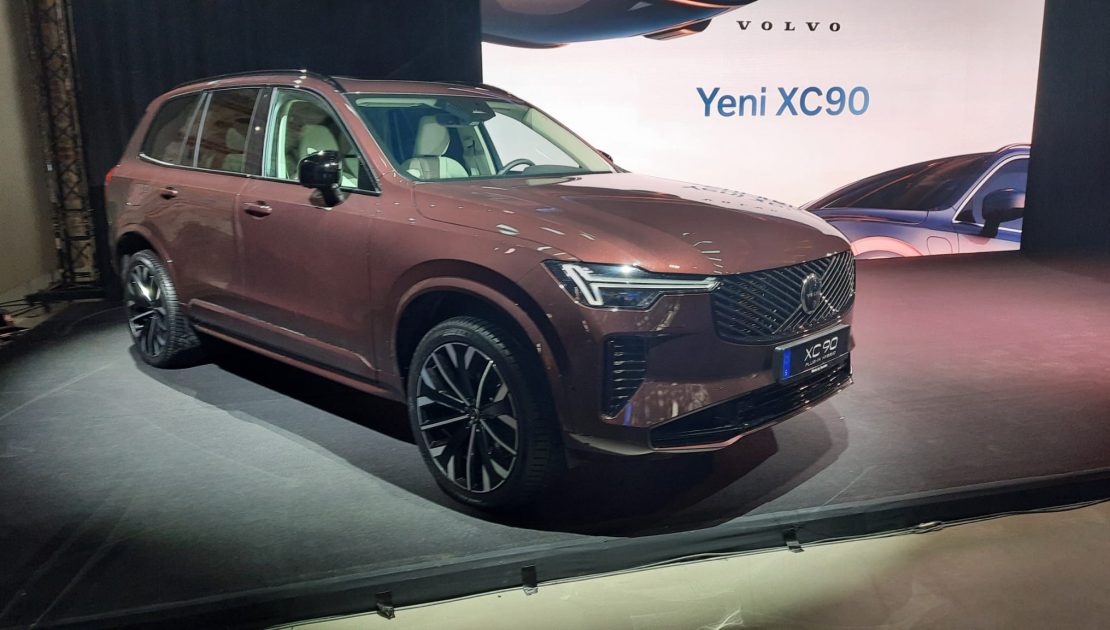 VOLVO XC90