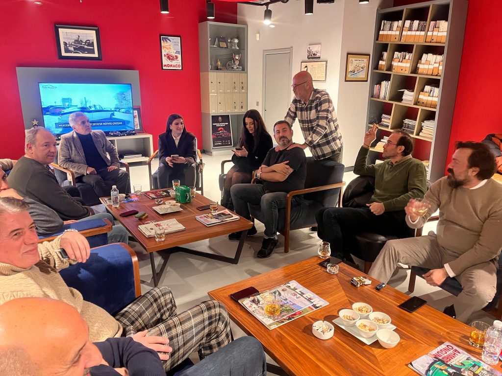 KLASİK OTOMOBİL KLÜBÜ MEDYA TOPLANTILARININ İLKİ YAPILDI.