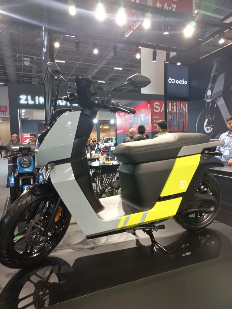 RAKUN CITY, TÜM HÜNERLERİNİ MOTOBIKE 2025 FUARI’NDA GÖSTERİYOR…