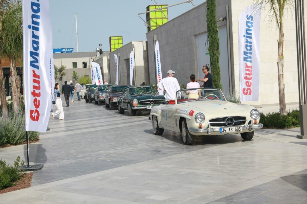 KLASİK OTOMOBİL KULÜBÜ 27. BATI ANADOLU RALLİSİ ve MİDİLLİ TURU