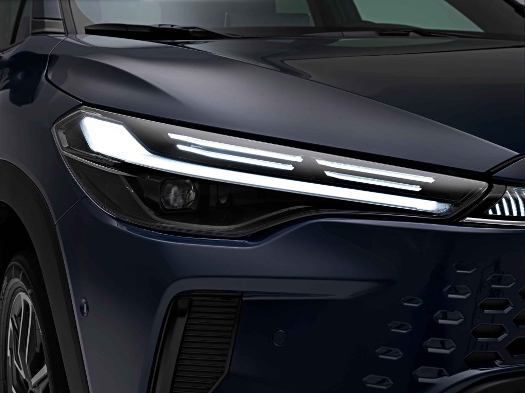 Toyota’nın SUV Modeli Corolla Cross Hybrid Yenileniyor