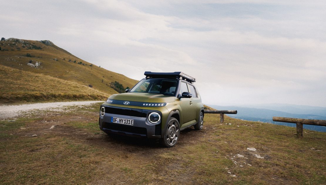 Hyundai INSTER Cross