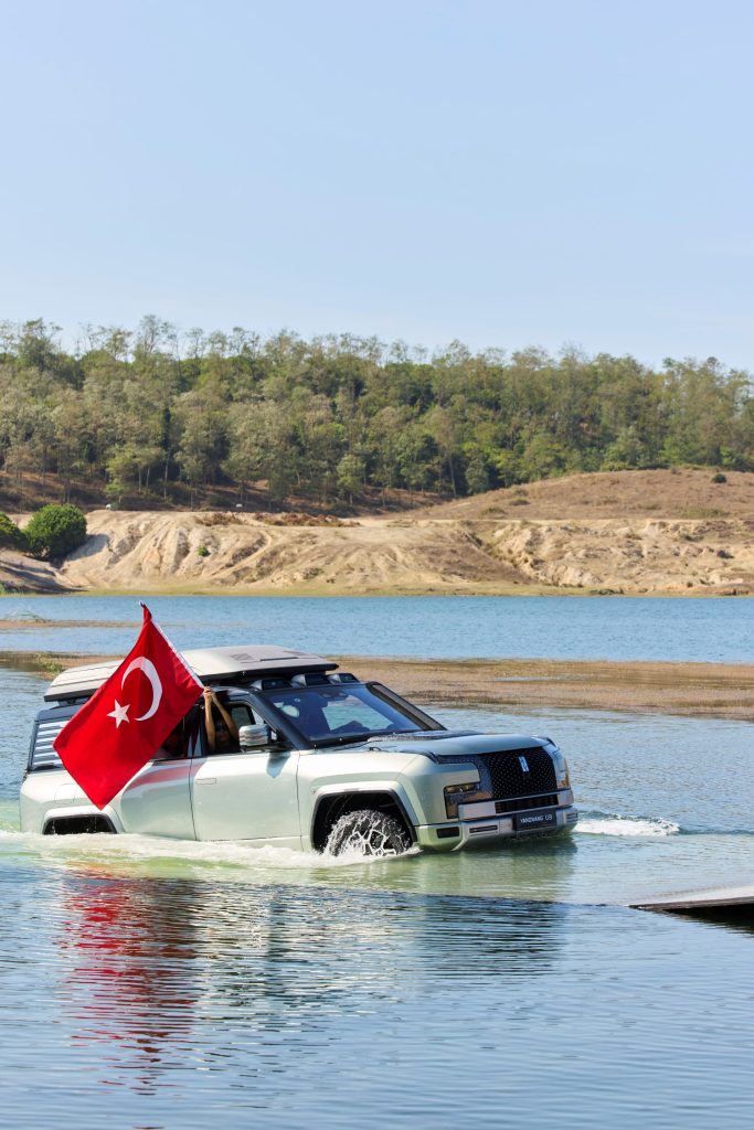 BYD'den Teknoloji Şovu!