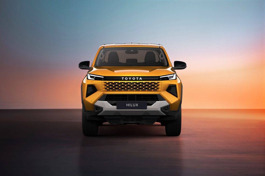 Toyota Hilux’ın Yeni Neslinin Dünya Prömiyerini Gerçekleştirdi