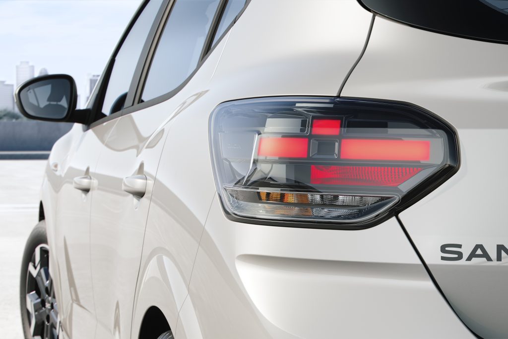 YENİ DACIA Sandero, 1.240.000 TL’den başlayan fiyatıyla Türkiye’de satışa sunuldu.