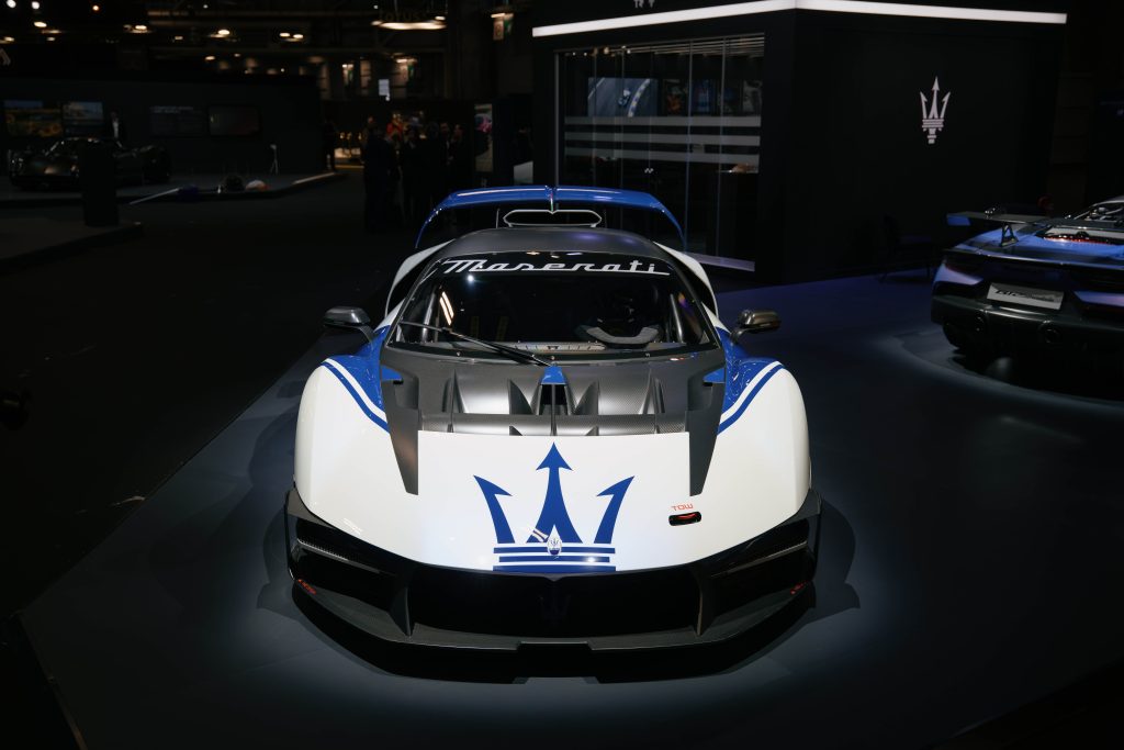 Alfa Romeo ve Maserati, Ultimate Supercar Garage’da BOTTEGAFUORISERIE Seçkisini Sergiledi