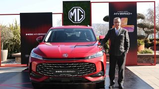 Uğur Sakarya-MG HS Hybrid+