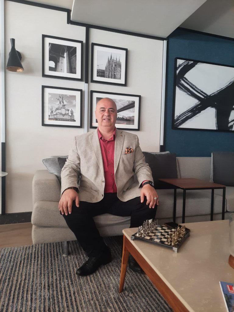 YGD'den Gazetecilere Stratejik Destek