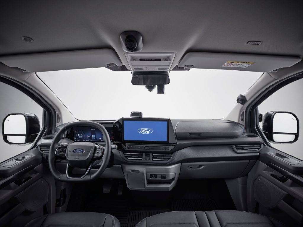 Yeni Ford Tourneo Custom 9+1