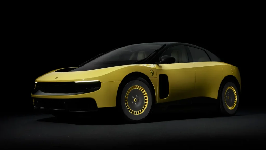 FERRARI Luce