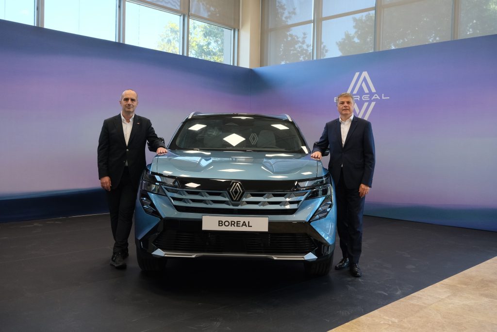 YENİ RENAULT BOREAL YOLLARA ÇIKIYOR