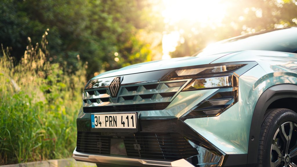 YENİ RENAULT BOREAL YOLLARA ÇIKIYOR