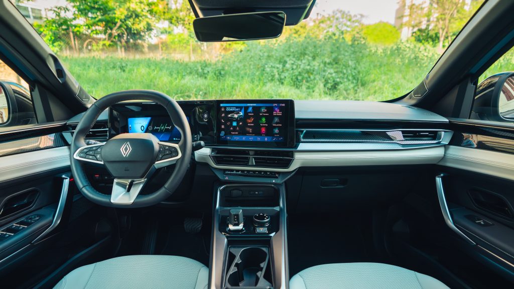 YENİ RENAULT BOREAL YOLLARA ÇIKIYOR