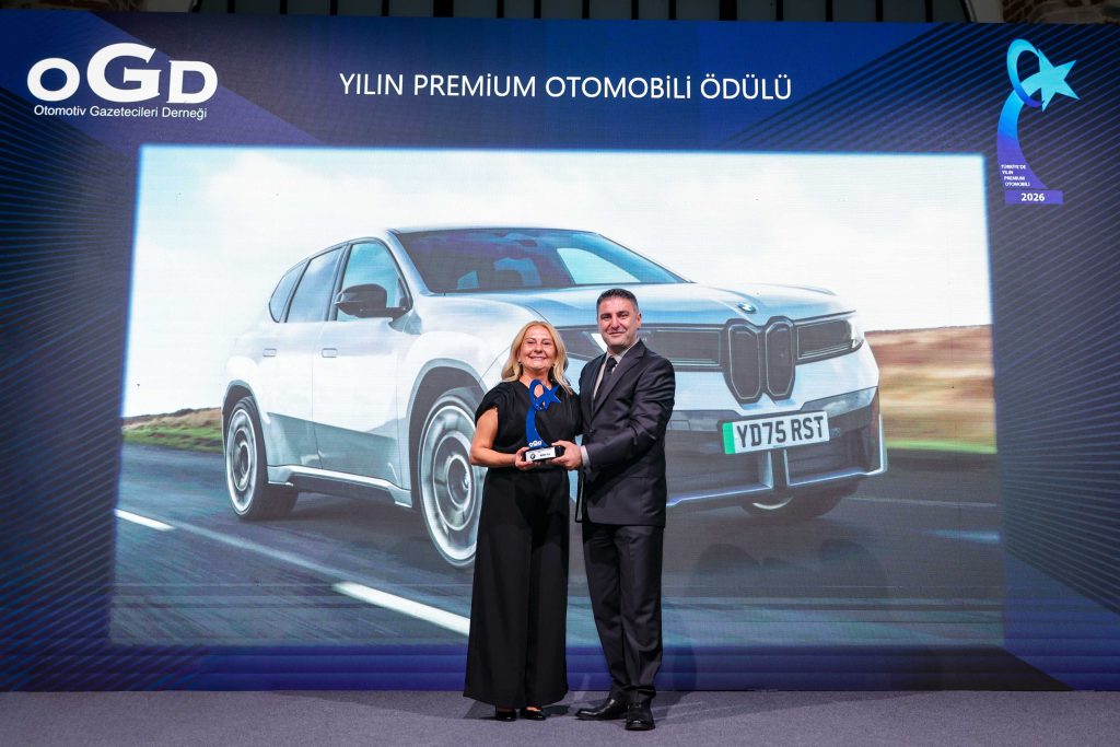 Türkiye’de “Yılın Otomobili” Renault Clio Seçildi