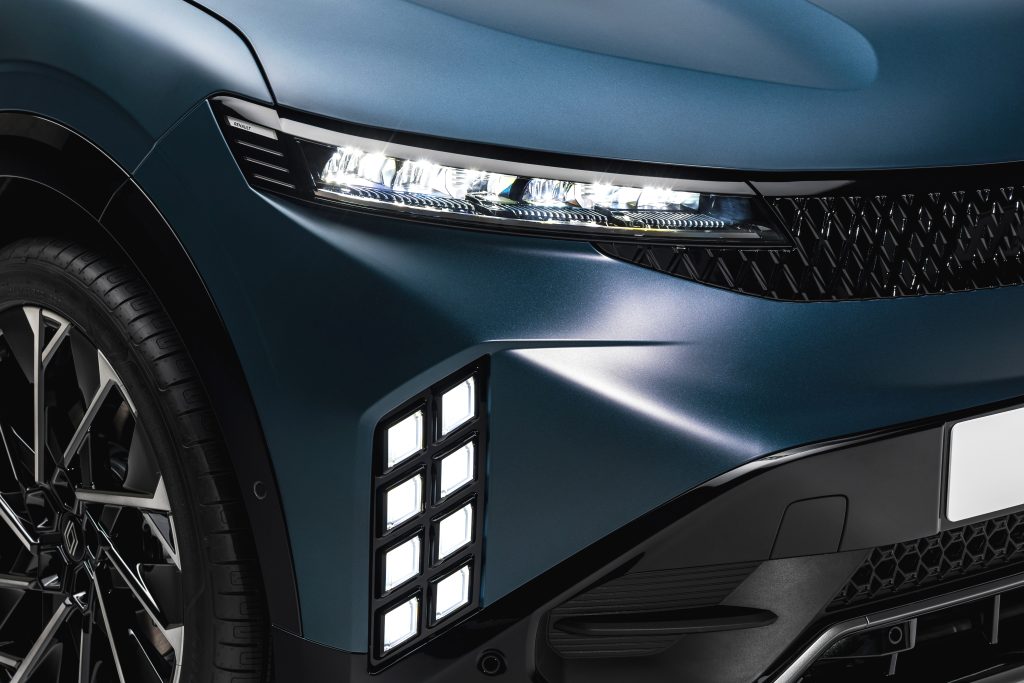 RENAULT Megane-E TECH Elektrikli