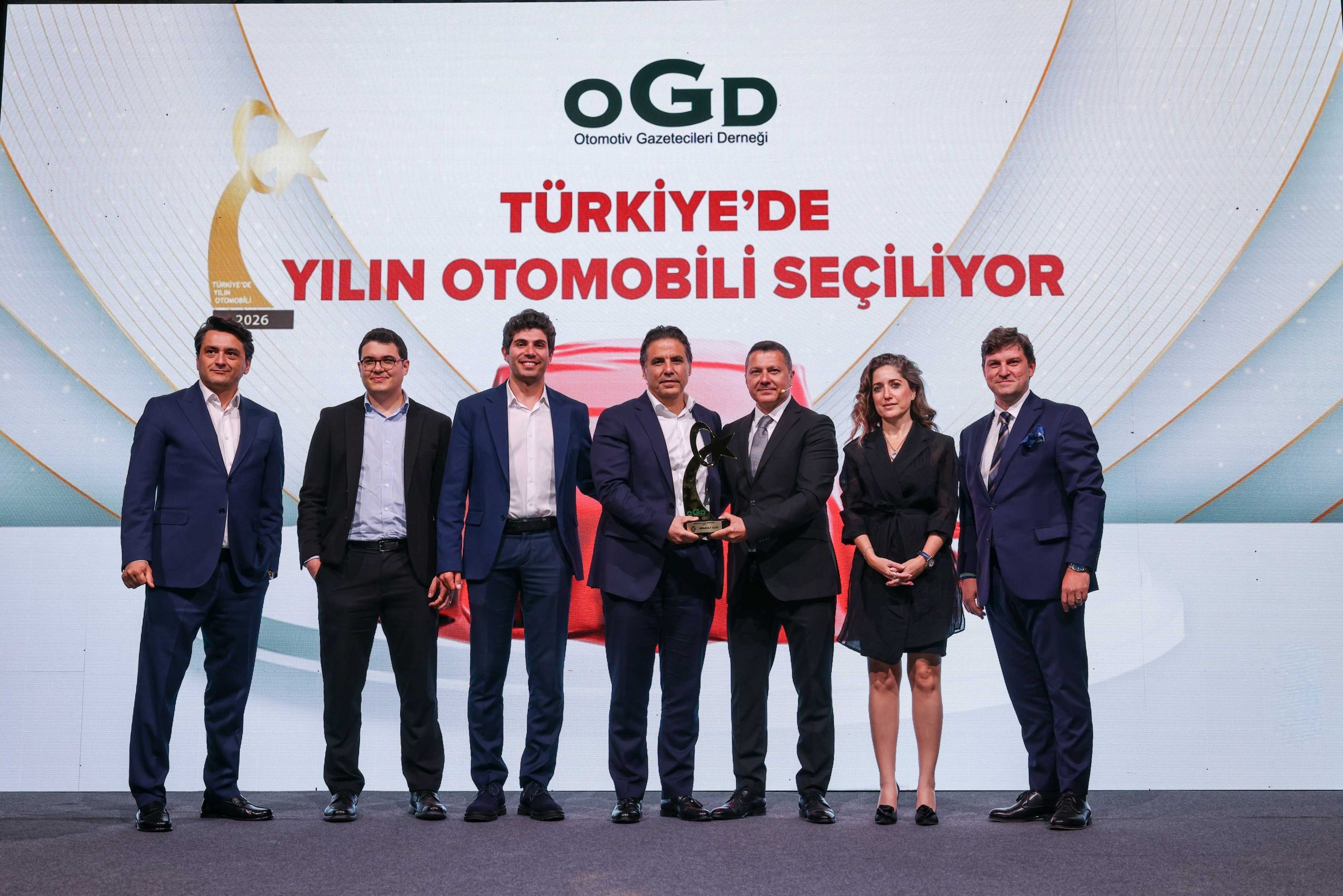 Türkiye’de “Yılın Otomobili” Renault Clio Seçildi