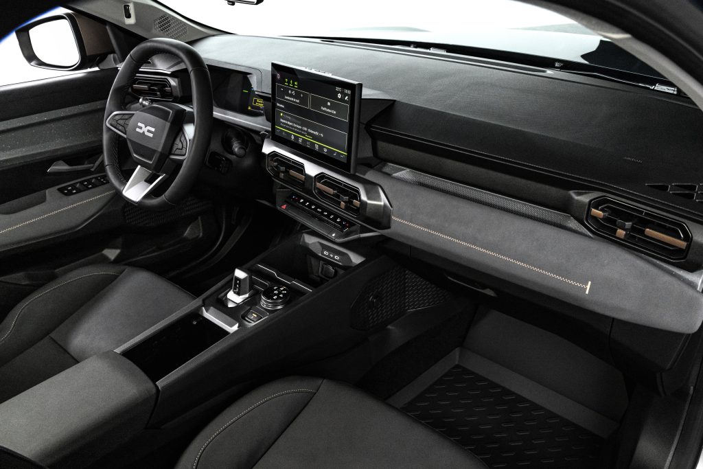 TÜRKİYE’DE ÜRETİLECEK İLK DACIA MODELİ: STRIKER